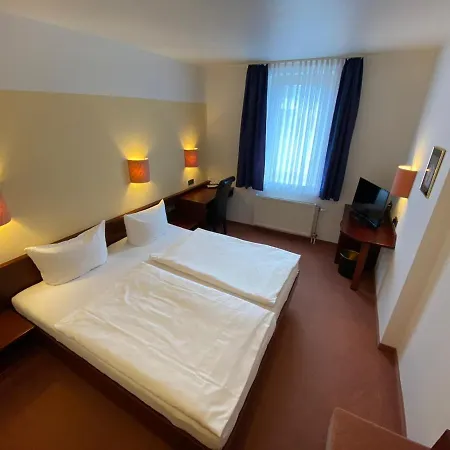 Goldener Löwe Hotel Zeulenroda-Triebes