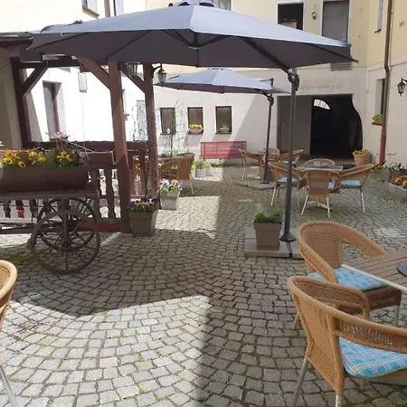 Goldener Löwe 3*