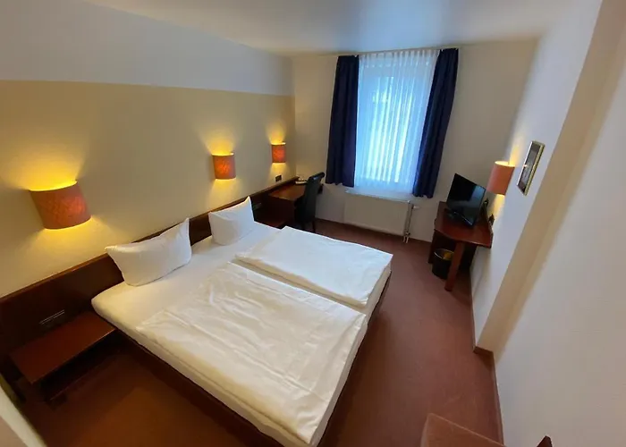 Goldener Loewe Otel Zeulenroda-Triebes